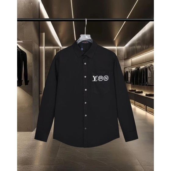 Louis Vuitton long-sleeved shirt with embroidered logo on the front and Nigo co-branded portrait embroidery on the back.